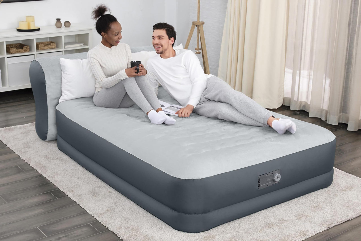 SleepLux Queen Air Mattress with Headboard, Built-in Pump, USB Charger & Soft Top – Durable Inflatable Guest Bed